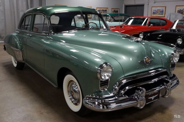 1949 Green Oldsmobile 76 --