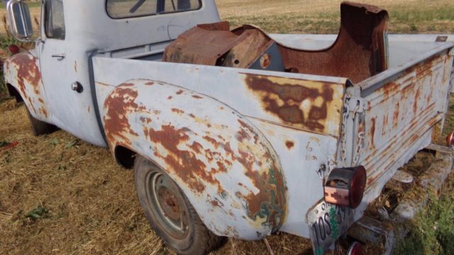 1949 Studebaker 1/2 TON SHORT BED