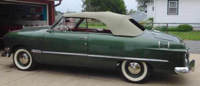 1950 green Ford Convertible Convertible