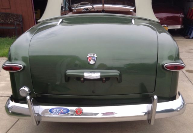 1950 green Ford Convertible Convertible