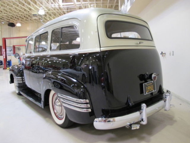 1950 Black Chevrolet Suburban