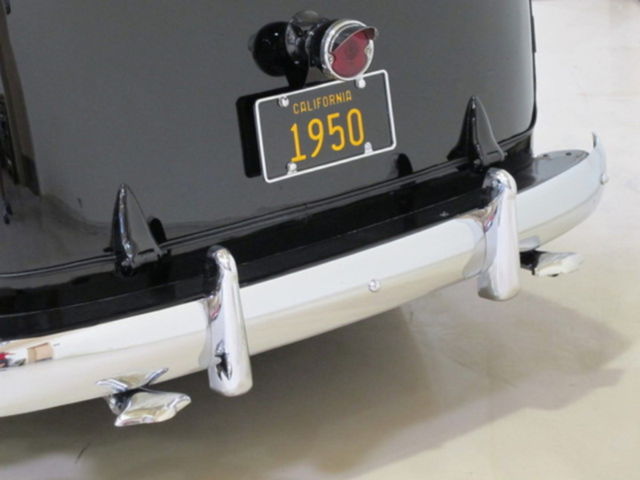 1950 Black Chevrolet Suburban