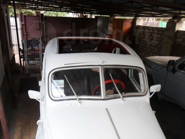 1950 White BMW 3-Series