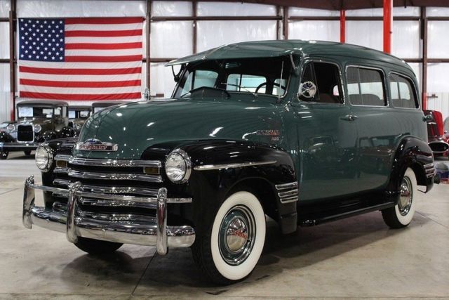 1950 Green Chevrolet Suburban SUV
