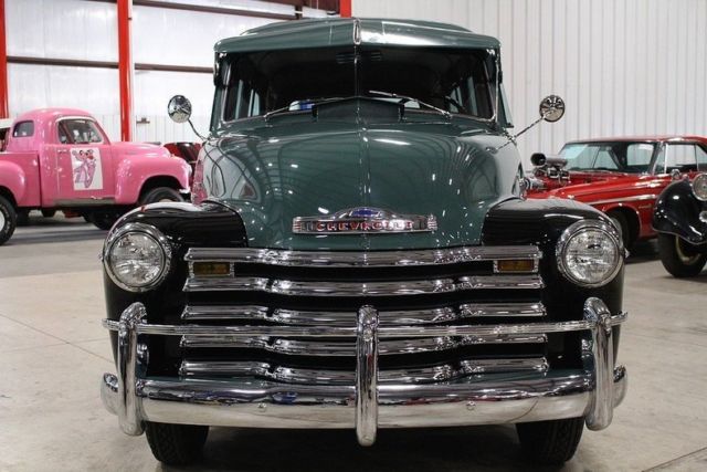 1950 Green Chevrolet Suburban SUV