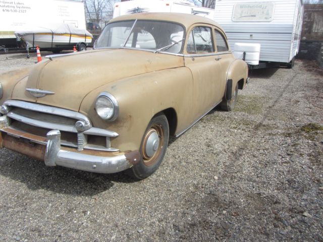 1950 Tan Chevrolet 2 door sedan Coupe
