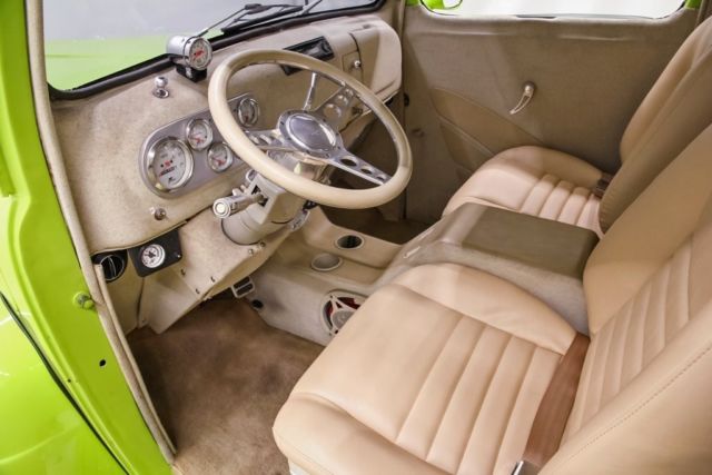 1950 -- Ford F-100 --