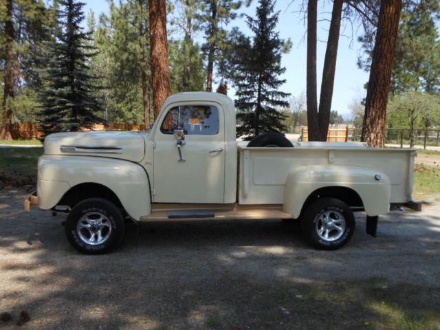 1950 Tan Ford F-100