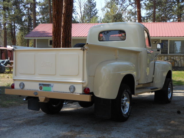 1950 Tan Ford F-100