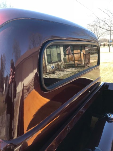 1950 Black/Burgundy Ford F-100 Standard Cab Pickup