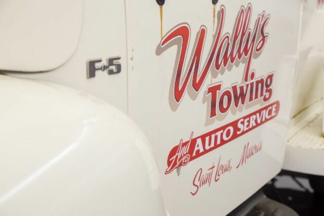 1950 White Ford F5 Tow Truck --