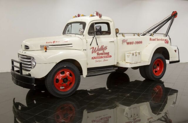 1950 White Ford F5 Tow Truck --