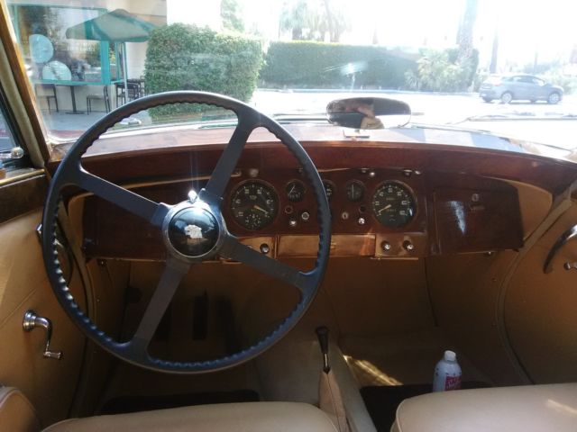 1950 Green Jaguar Mark V Sedan