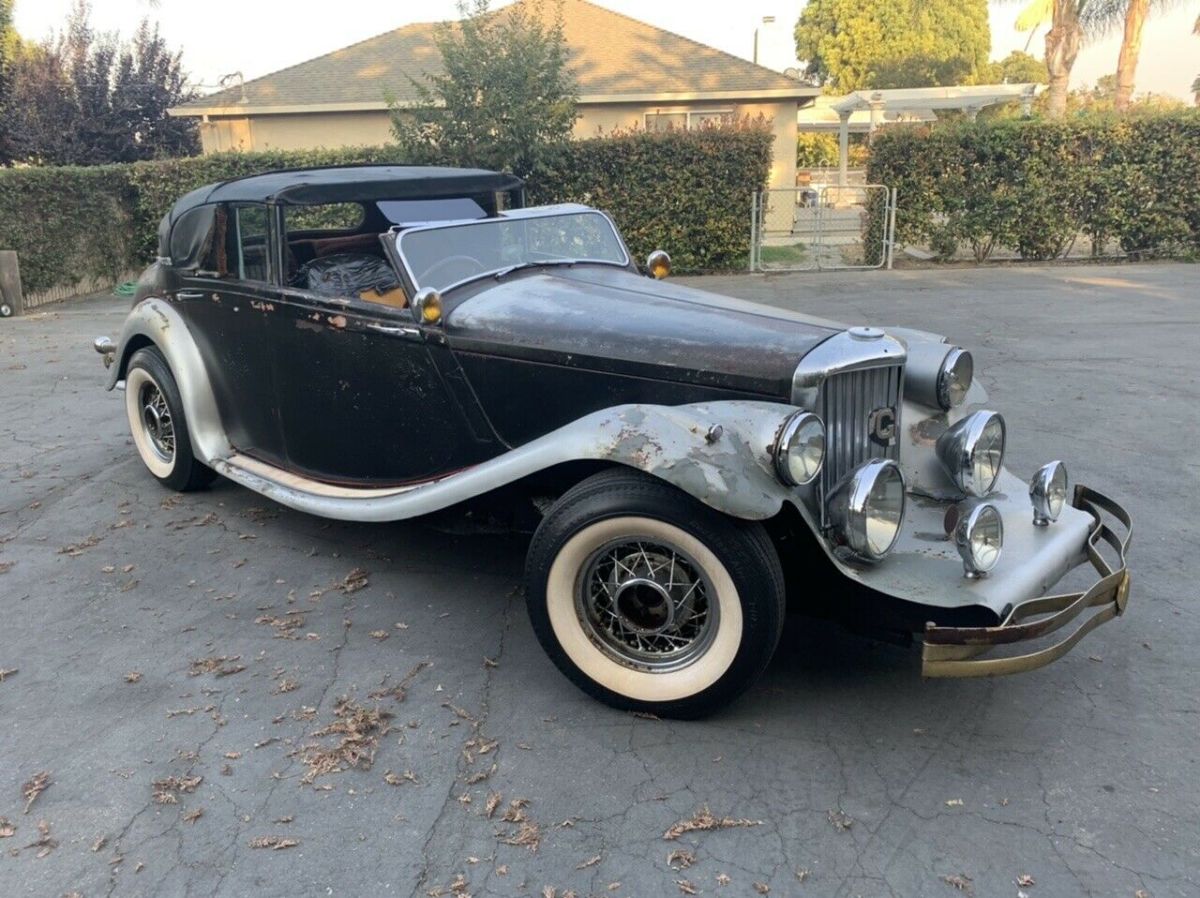 1950 Black Jaguar Mark V Town Car