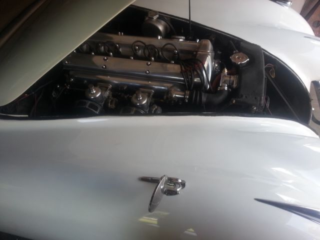 1950 White Jaguar XK U/K