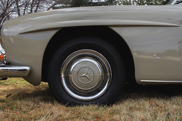 1960 Beige Mercedes-Benz 190-Series Convertible