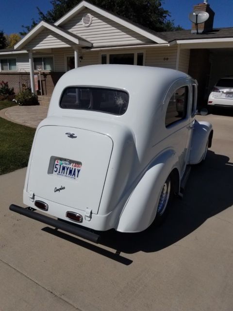 1951 White Ford Anglia