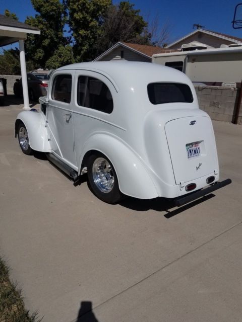 1951 White Ford Anglia