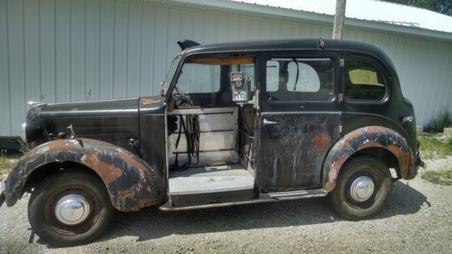 1951 Black Austin Healey austin healy Sedan