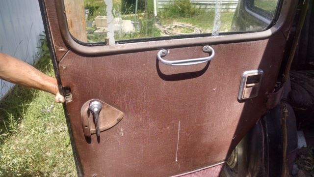1951 Black Austin Healey austin healy Sedan