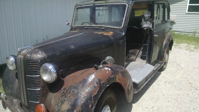1951 Black Austin Healey austin healy Sedan