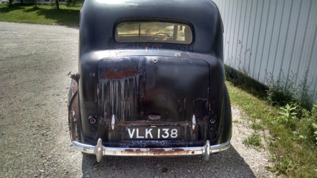 1951 Black Austin Healey austin healy Sedan