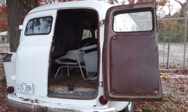 1951 White Chevrolet Chevy Wagon