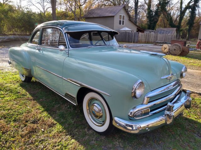 1951 Ford Styleline Deluxe Coupe