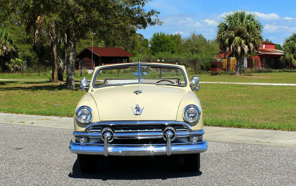 1951 Tan Ford Deluxe