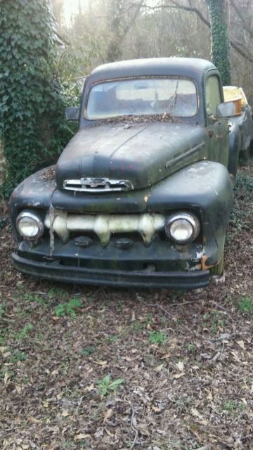 1952 Ford F-100 Standard Cab Pickup