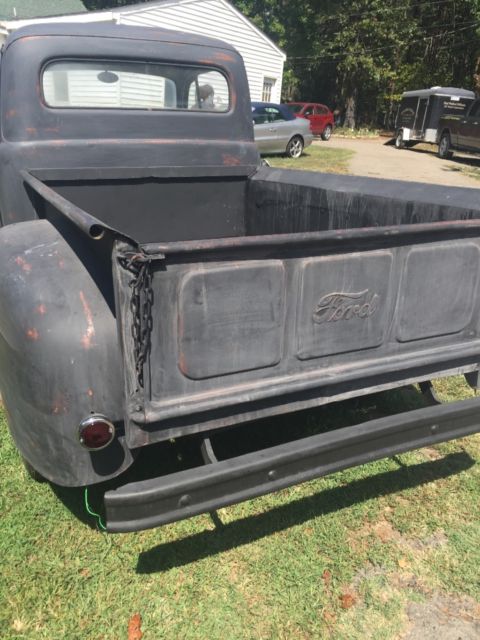 1952 Ford F-100 Standard Cab Pickup