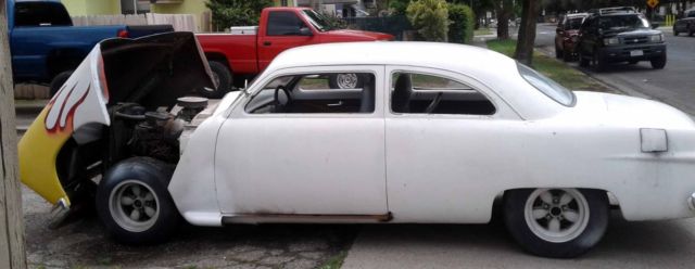 1951 Ford Custom 2D Sedan
