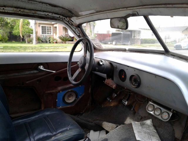 1951 Ford Custom 2D Sedan