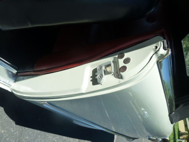 1951 Silvertone Gray Ford Custom Convertible