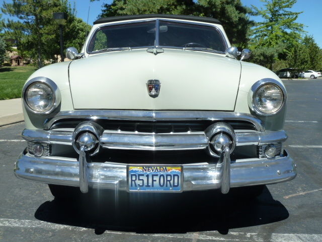 1951 Silvertone Gray Ford Custom Convertible