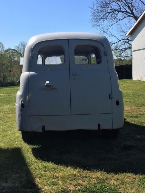 1951 Grey Ford F-100