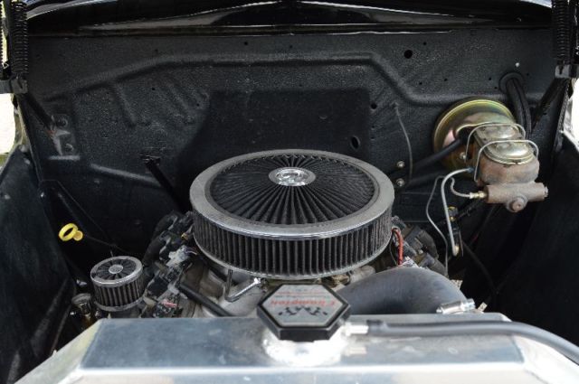 1951 Black Ford F-100 Pickup Truck