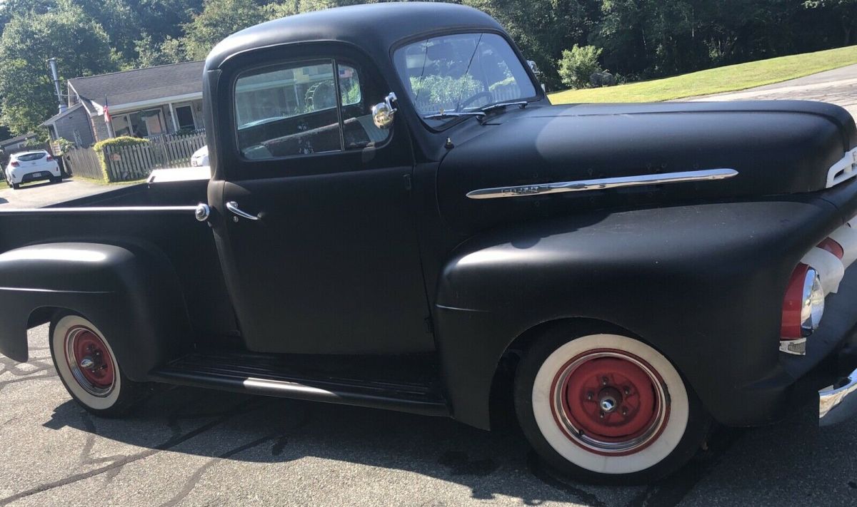 1951 Black Ford f1 Pickup