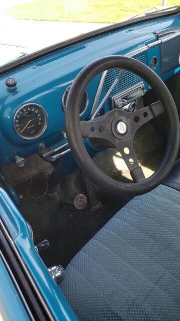 1951 Blue Ford f1 Pickup