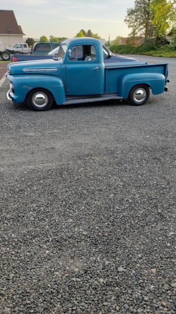 1951 Blue Ford f1 Pickup