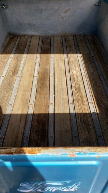 1951 Blue Ford f1 Pickup