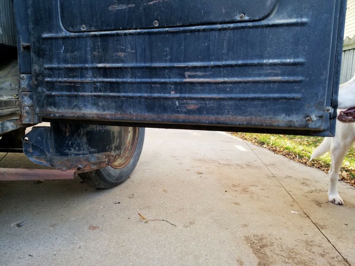 1951 Black Ford F100