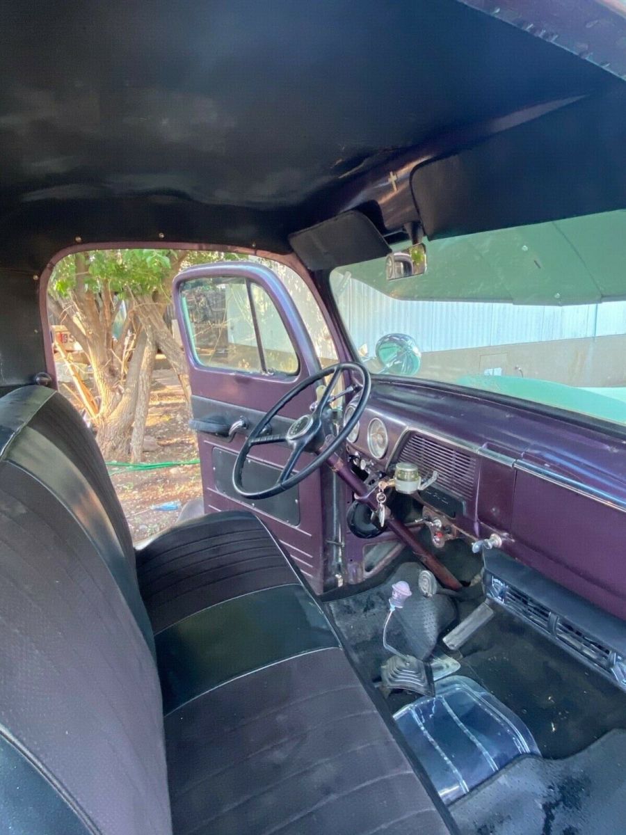 1951 Green Ford F-100 Standard Cab Pickup