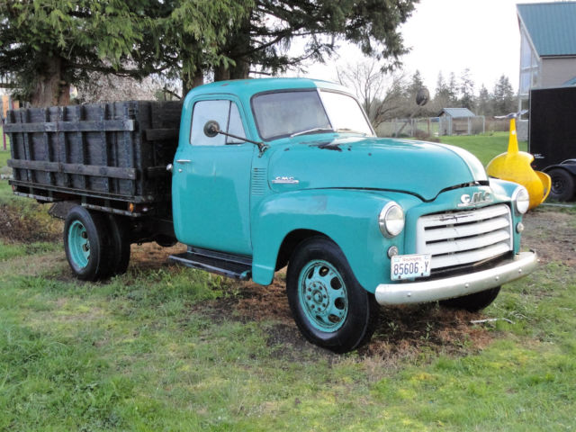 1951 Green GMC 1.5 Ton