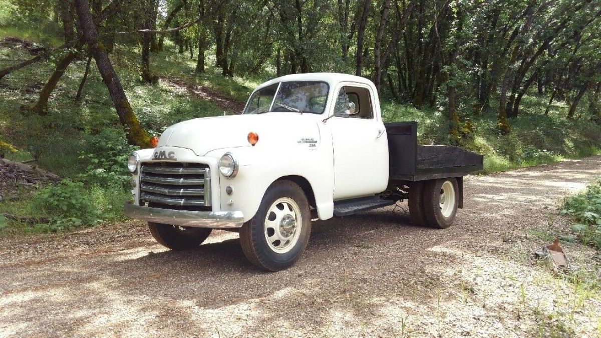 1951 White GMC 250 flatbed
