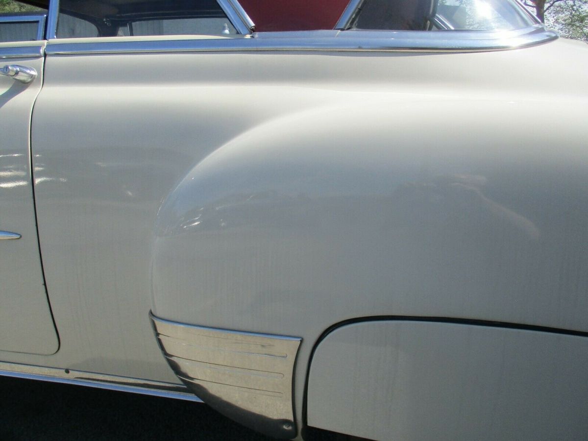 1951 beige Chevrolet Bel Air/150/210 Coupe