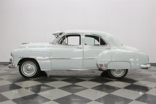 1951 Gray Chevrolet Deluxe