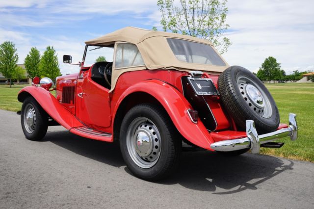 1951 Red MG T-Series --