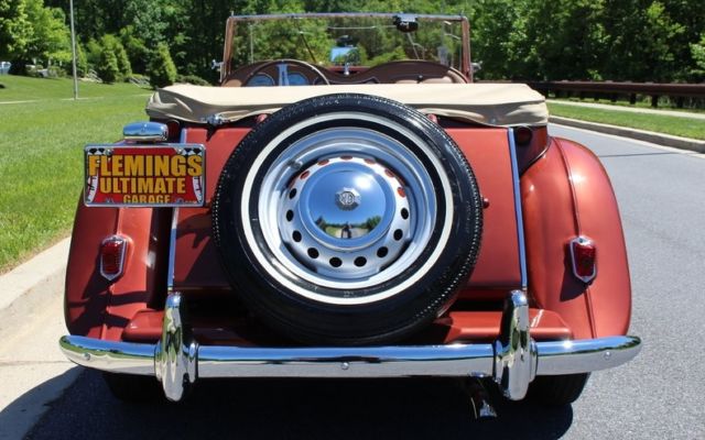 1951 Sunset Bronze MG T-Series Roadster