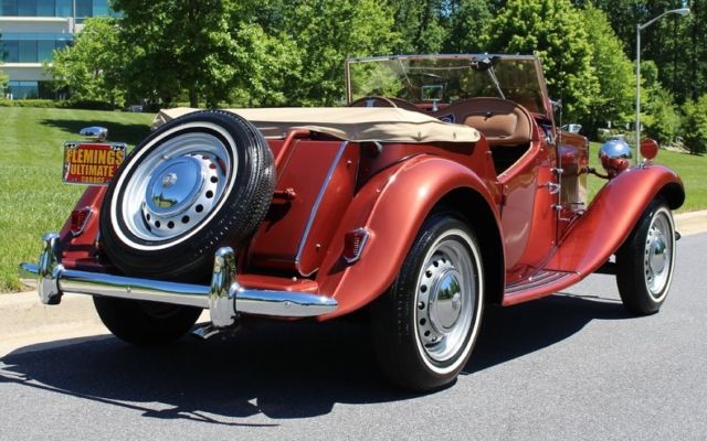 1951 Sunset Bronze MG T-Series Roadster